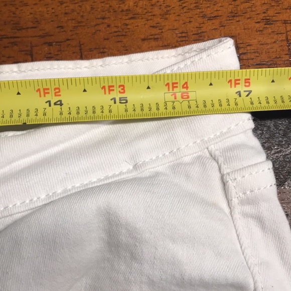 Old Navy Rockstar Mid-Rise Distressed Skinny Jeans - Picture 8 of 12